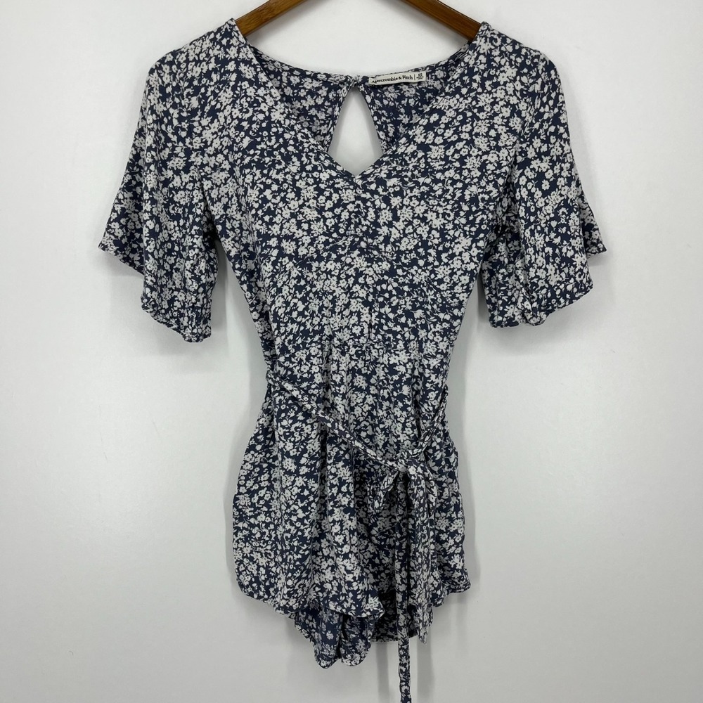 Abercrombie & Fitch Romper Bodysuit Women's XS Purple Floral V-Neck Open Back 2"